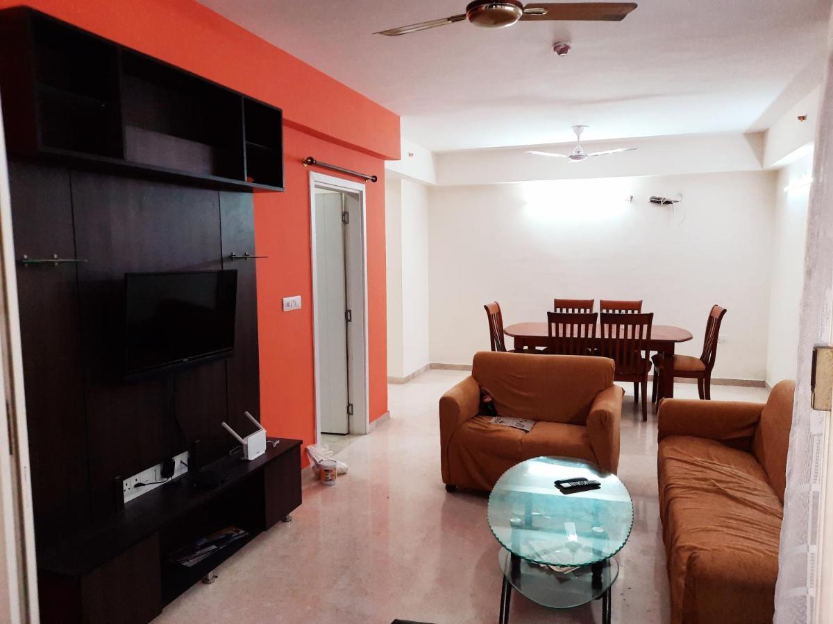 Royale Gardenia Apartment เชนไน ภายนอก รูปภาพ