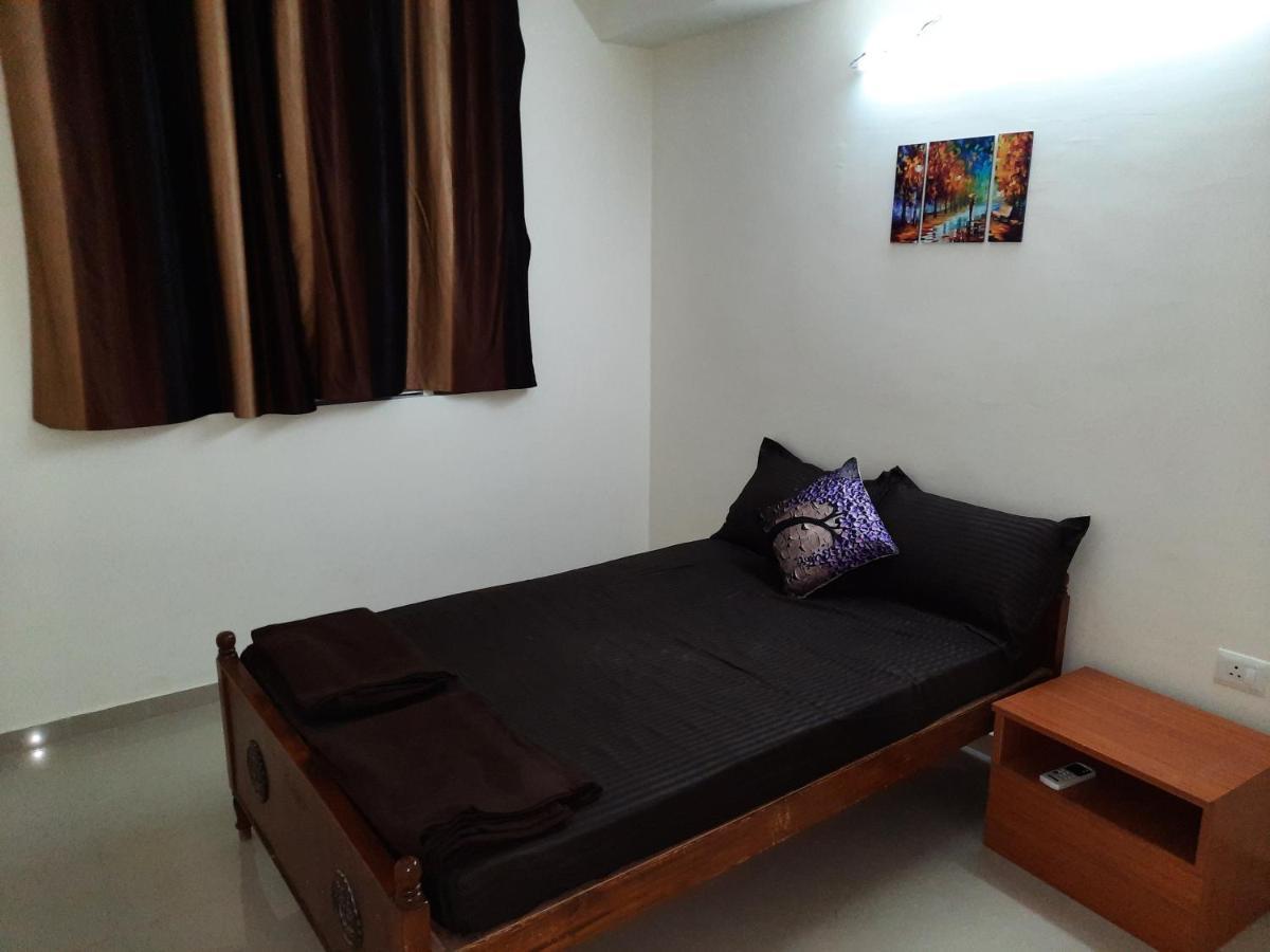 Royale Gardenia Apartment เชนไน ภายนอก รูปภาพ